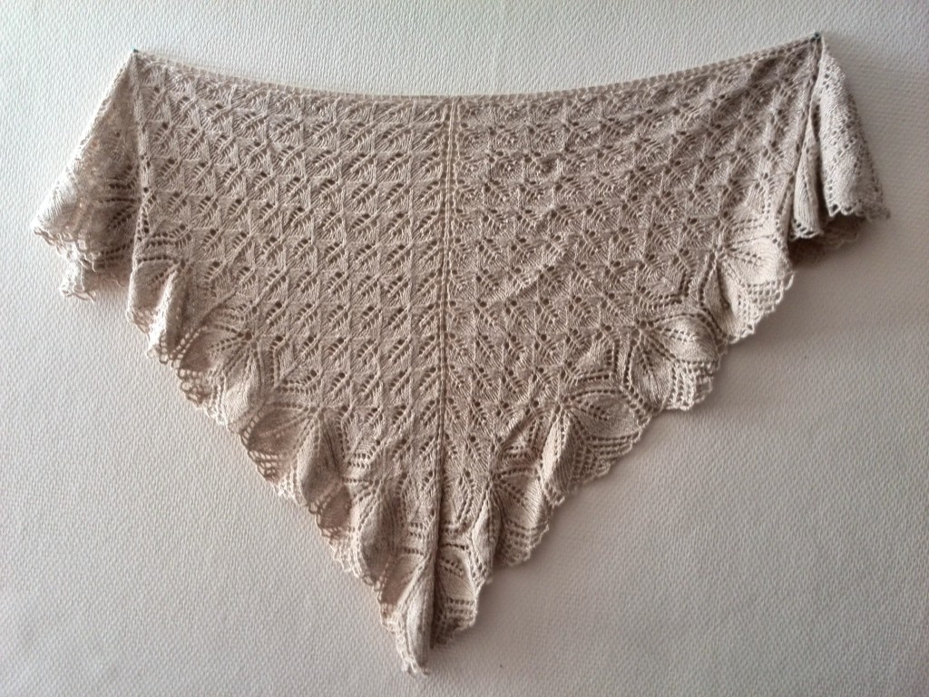 Een Haruni sjaal van tussah zijde breien