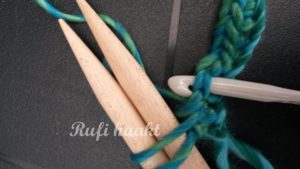Broomstick lace